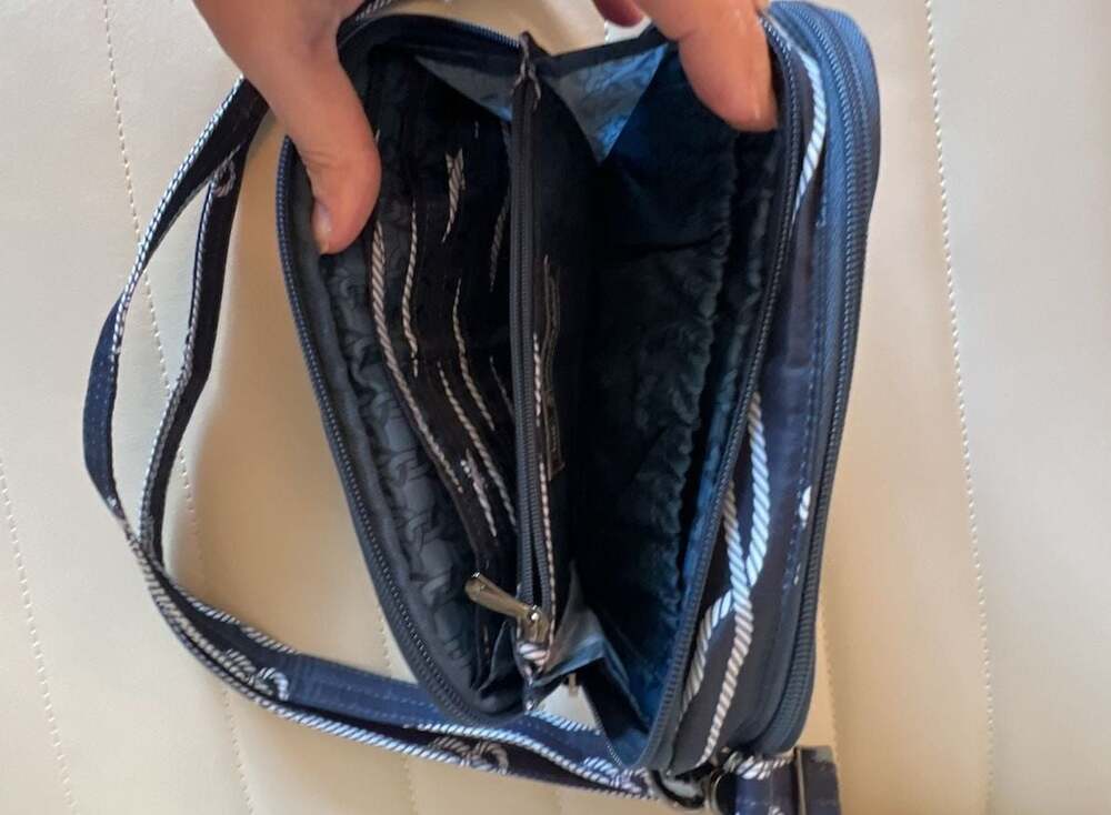 Lug Roundabout 2 Quilted Crossbody Bag in Nautical Navy - Picture 4 of 7